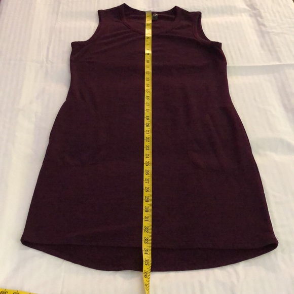 Women’s size medium 32° cool burgundy to park at dress - Picture 6 of 6